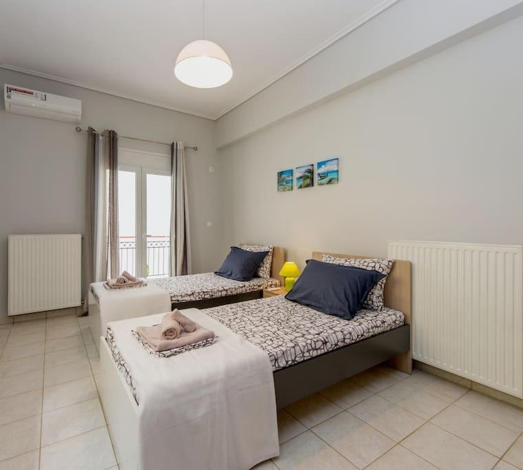 Thano'S Stylish Flat Just 150M To The Beach Faraí Exterior foto